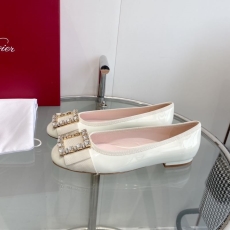 Roger Vivier Shoes